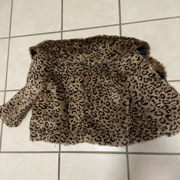 Beautiful coat ❤️ animal print! Is elegant !! - Picture 4 of 5